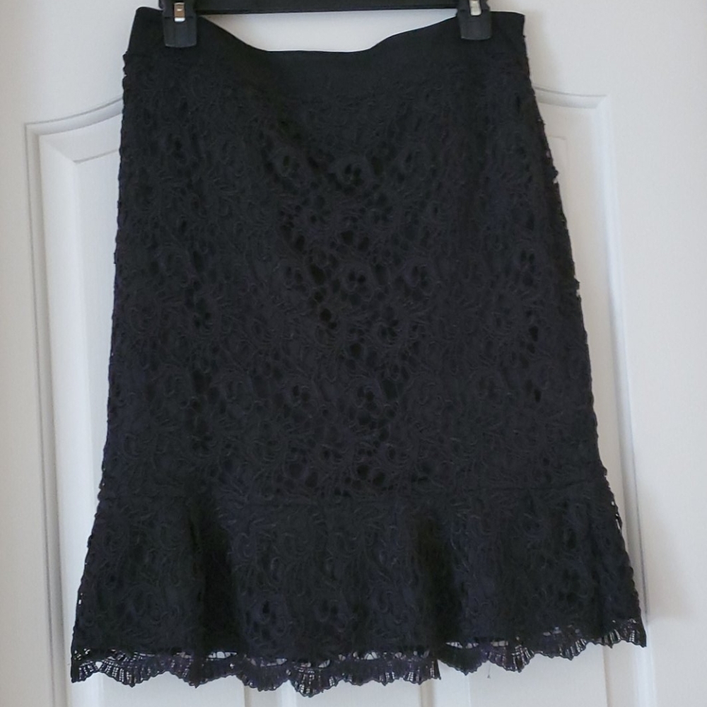 White House black market lace skirt